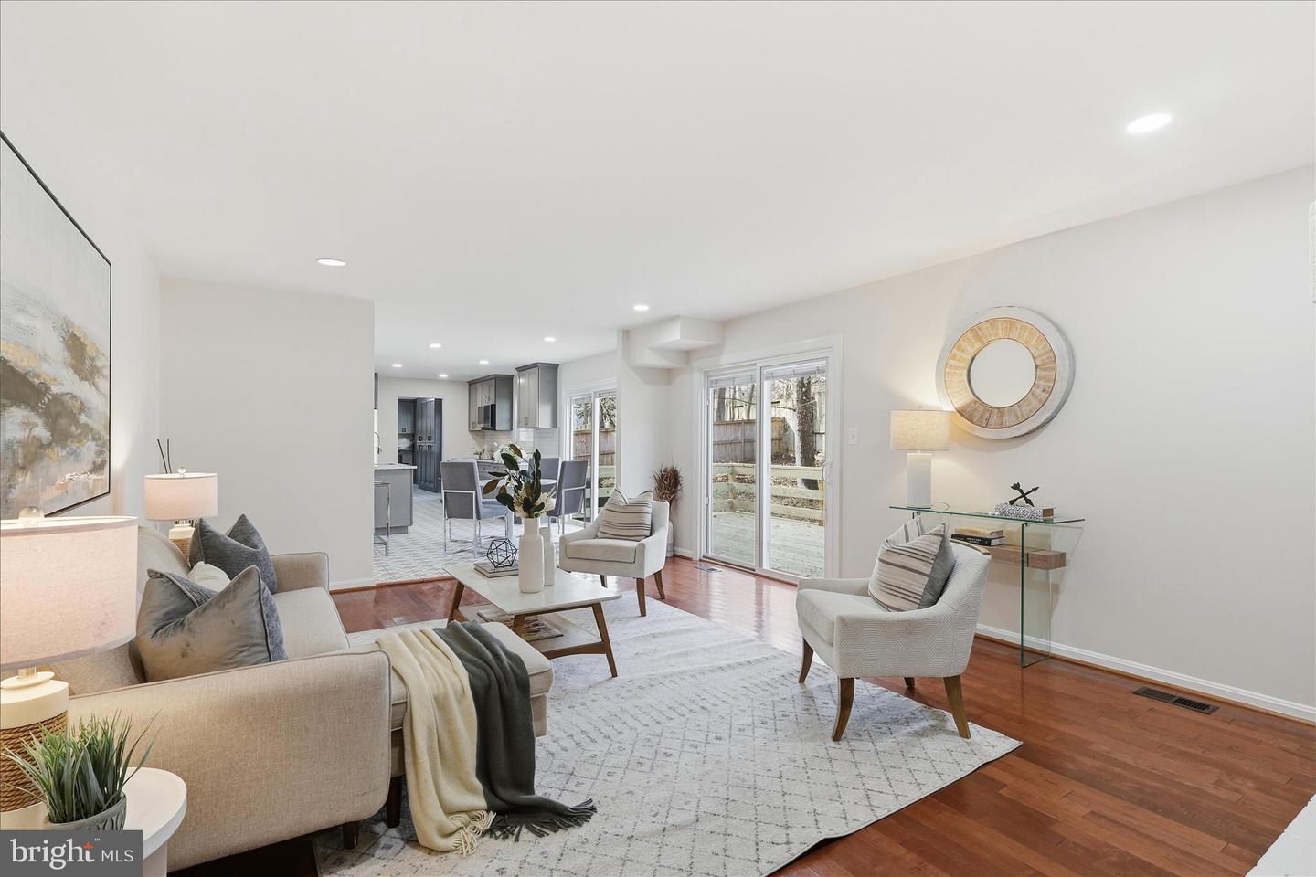 5606 TILIA CT, BURKE, Virginia 22015, 4 Bedrooms Bedrooms, ,3 BathroomsBathrooms,Residential,For sale,5606 TILIA CT,VAFX2277966 MLS # VAFX2277966