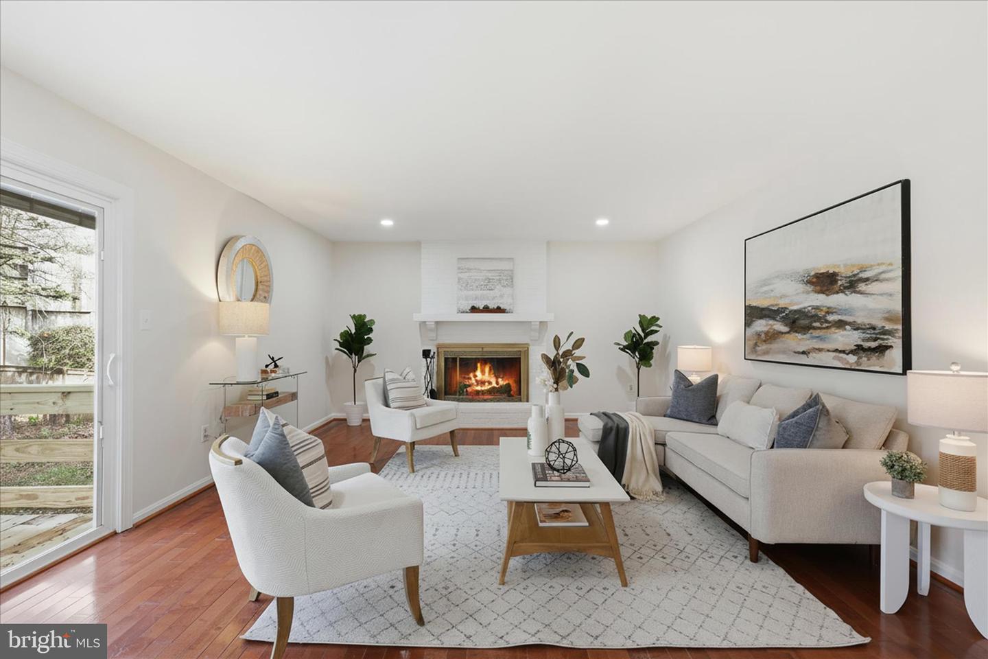 5606 TILIA CT, BURKE, Virginia 22015, 4 Bedrooms Bedrooms, ,3 BathroomsBathrooms,Residential,For sale,5606 TILIA CT,VAFX2277966 MLS # VAFX2277966