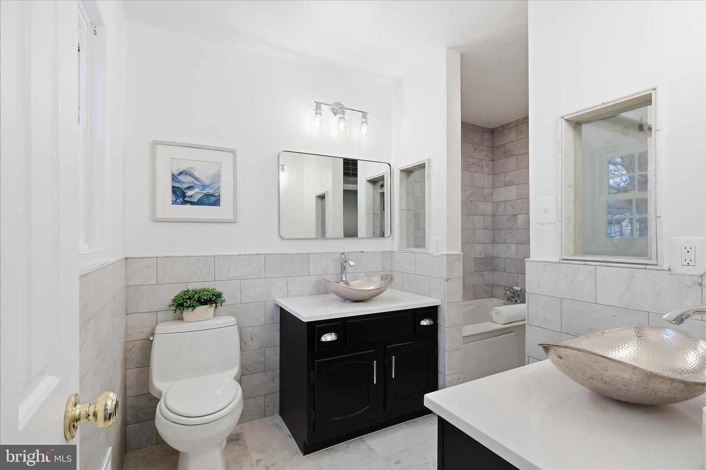 5606 TILIA CT, BURKE, Virginia 22015, 4 Bedrooms Bedrooms, ,3 BathroomsBathrooms,Residential,For sale,5606 TILIA CT,VAFX2277966 MLS # VAFX2277966