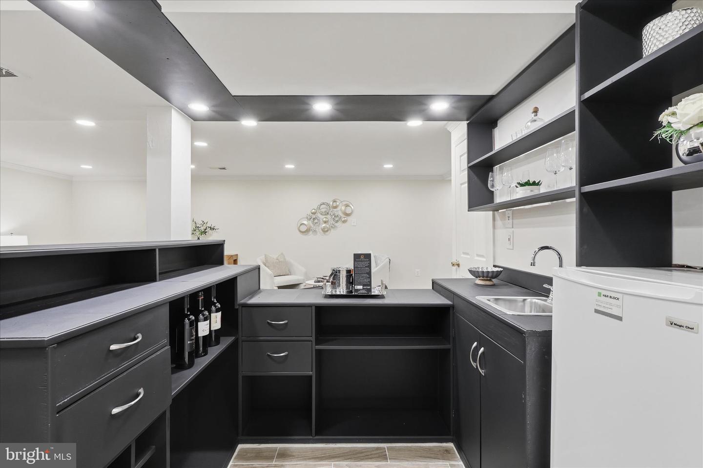 5606 TILIA CT, BURKE, Virginia 22015, 4 Bedrooms Bedrooms, ,3 BathroomsBathrooms,Residential,For sale,5606 TILIA CT,VAFX2277966 MLS # VAFX2277966