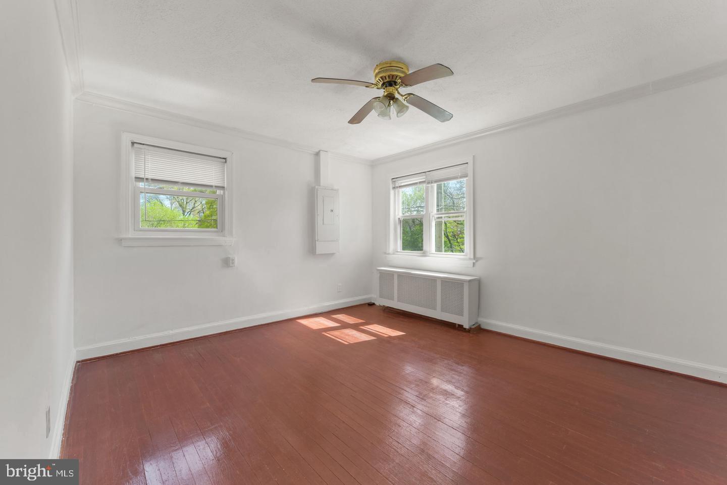 550 MALCOLM X AVE SE, WASHINGTON, District Of Columbia 20032, 3 Bedrooms Bedrooms, 3 Rooms Rooms,3 BathroomsBathrooms,Residential,For sale,550 MALCOLM X AVE SE,DCDC2231358 MLS # DCDC2231358