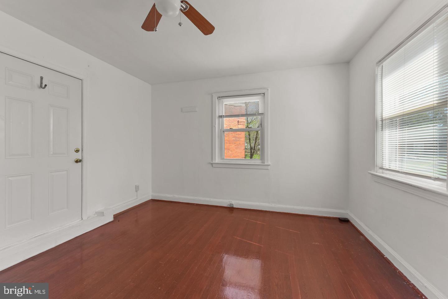 550 MALCOLM X AVE SE, WASHINGTON, District Of Columbia 20032, 3 Bedrooms Bedrooms, 3 Rooms Rooms,3 BathroomsBathrooms,Residential,For sale,550 MALCOLM X AVE SE,DCDC2231358 MLS # DCDC2231358