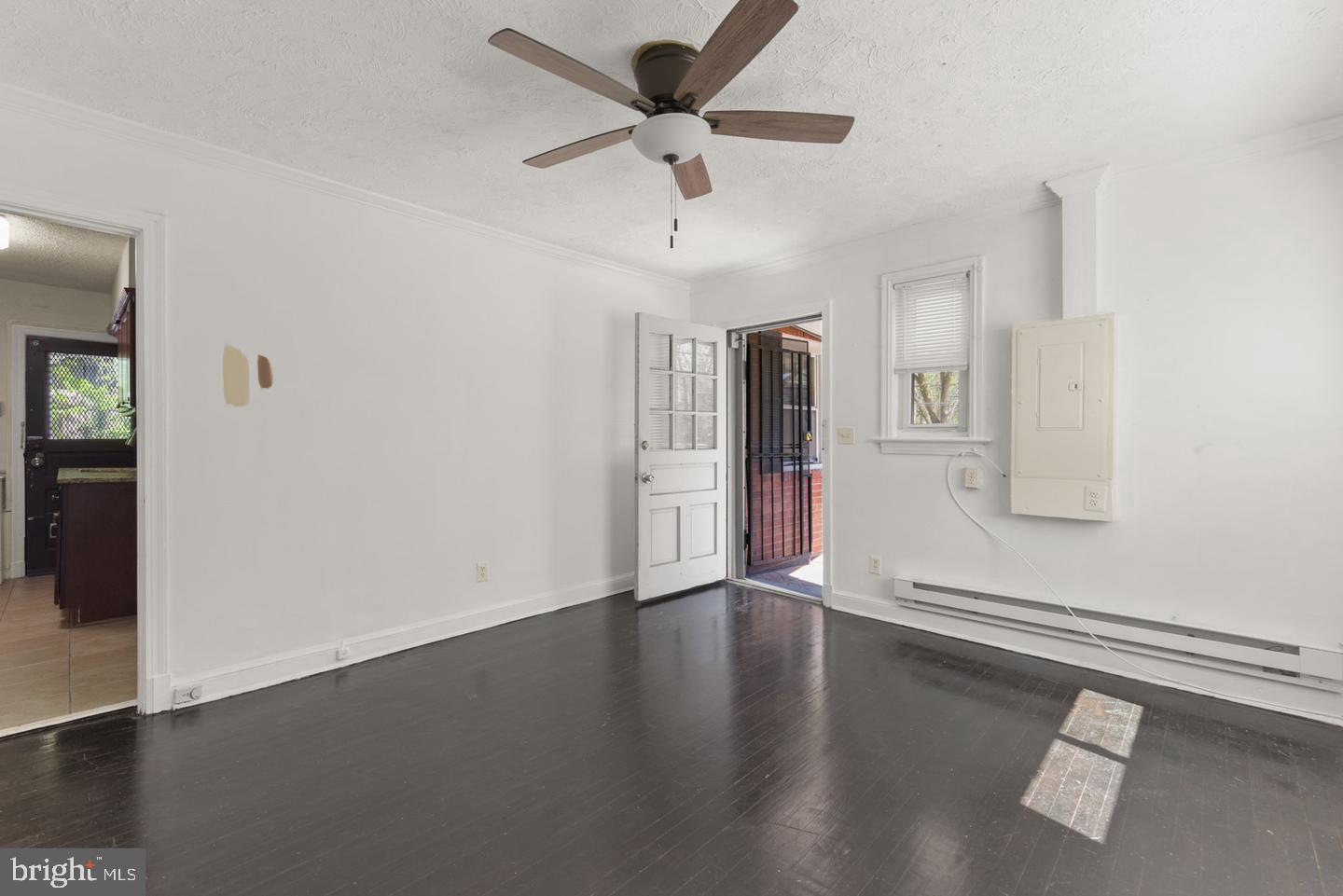 550 MALCOLM X AVE SE, WASHINGTON, District Of Columbia 20032, 3 Bedrooms Bedrooms, 3 Rooms Rooms,3 BathroomsBathrooms,Residential,For sale,550 MALCOLM X AVE SE,DCDC2231358 MLS # DCDC2231358