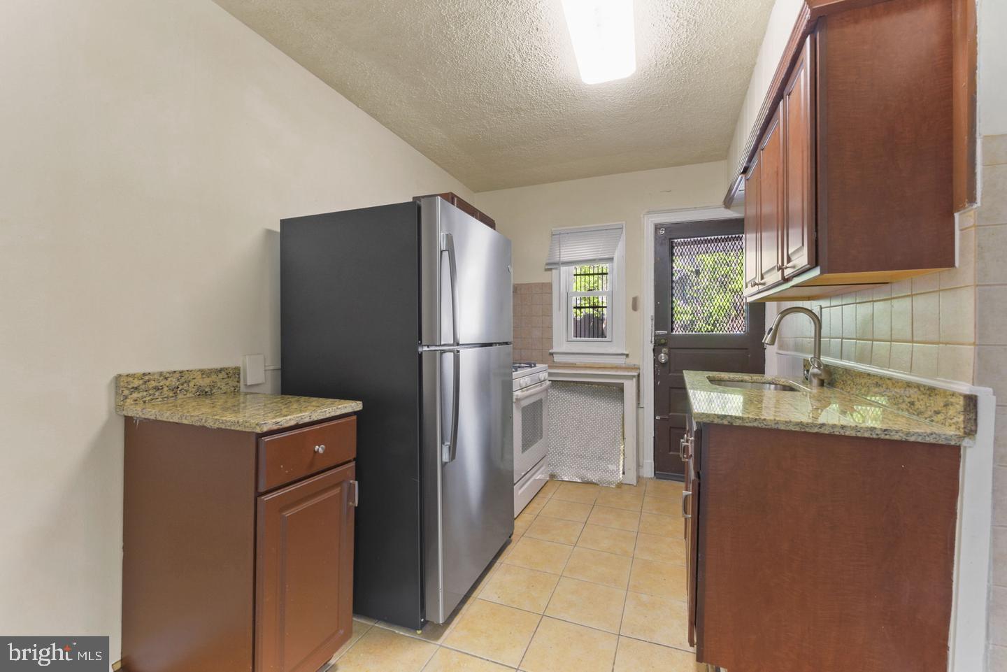 550 MALCOLM X AVE SE, WASHINGTON, District Of Columbia 20032, 3 Bedrooms Bedrooms, 3 Rooms Rooms,3 BathroomsBathrooms,Residential,For sale,550 MALCOLM X AVE SE,DCDC2231358 MLS # DCDC2231358