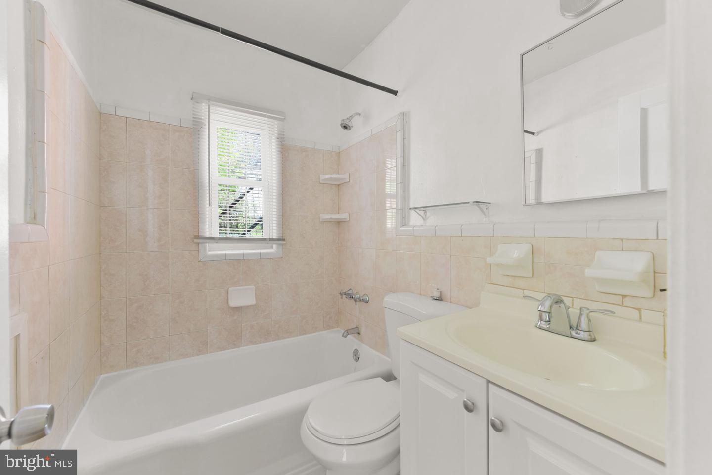 550 MALCOLM X AVE SE, WASHINGTON, District Of Columbia 20032, 3 Bedrooms Bedrooms, 3 Rooms Rooms,3 BathroomsBathrooms,Residential,For sale,550 MALCOLM X AVE SE,DCDC2231358 MLS # DCDC2231358