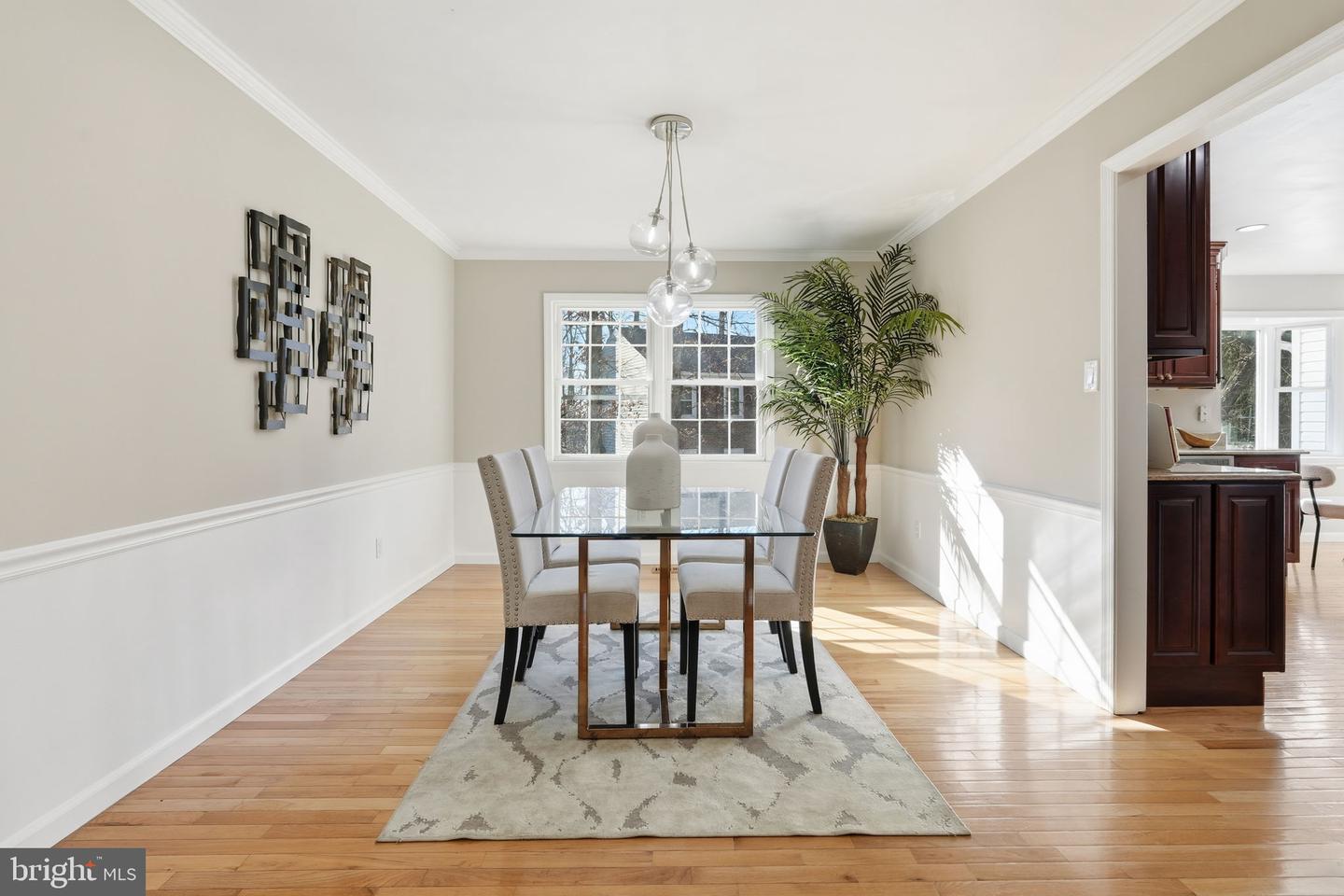 12227 OX HILL RD, FAIRFAX, Virginia 22033, 3 Bedrooms Bedrooms, ,2 BathroomsBathrooms,Residential,For sale,12227 OX HILL RD,VAFX2280014 MLS # VAFX2280014