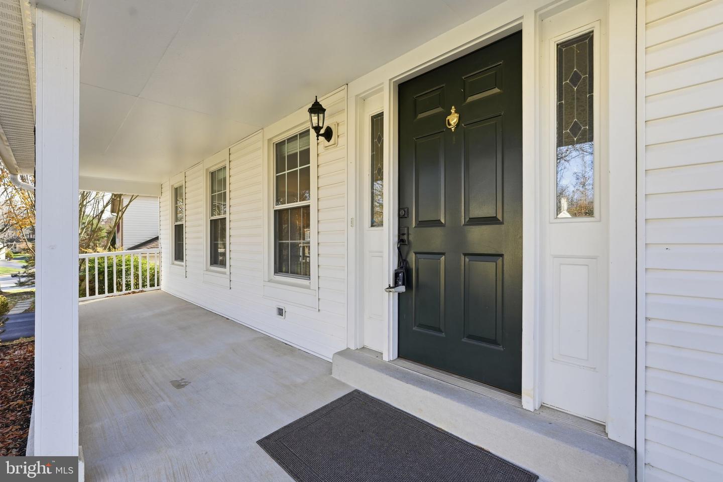 12227 OX HILL RD, FAIRFAX, Virginia 22033, 3 Bedrooms Bedrooms, ,2 BathroomsBathrooms,Residential,For sale,12227 OX HILL RD,VAFX2280014 MLS # VAFX2280014