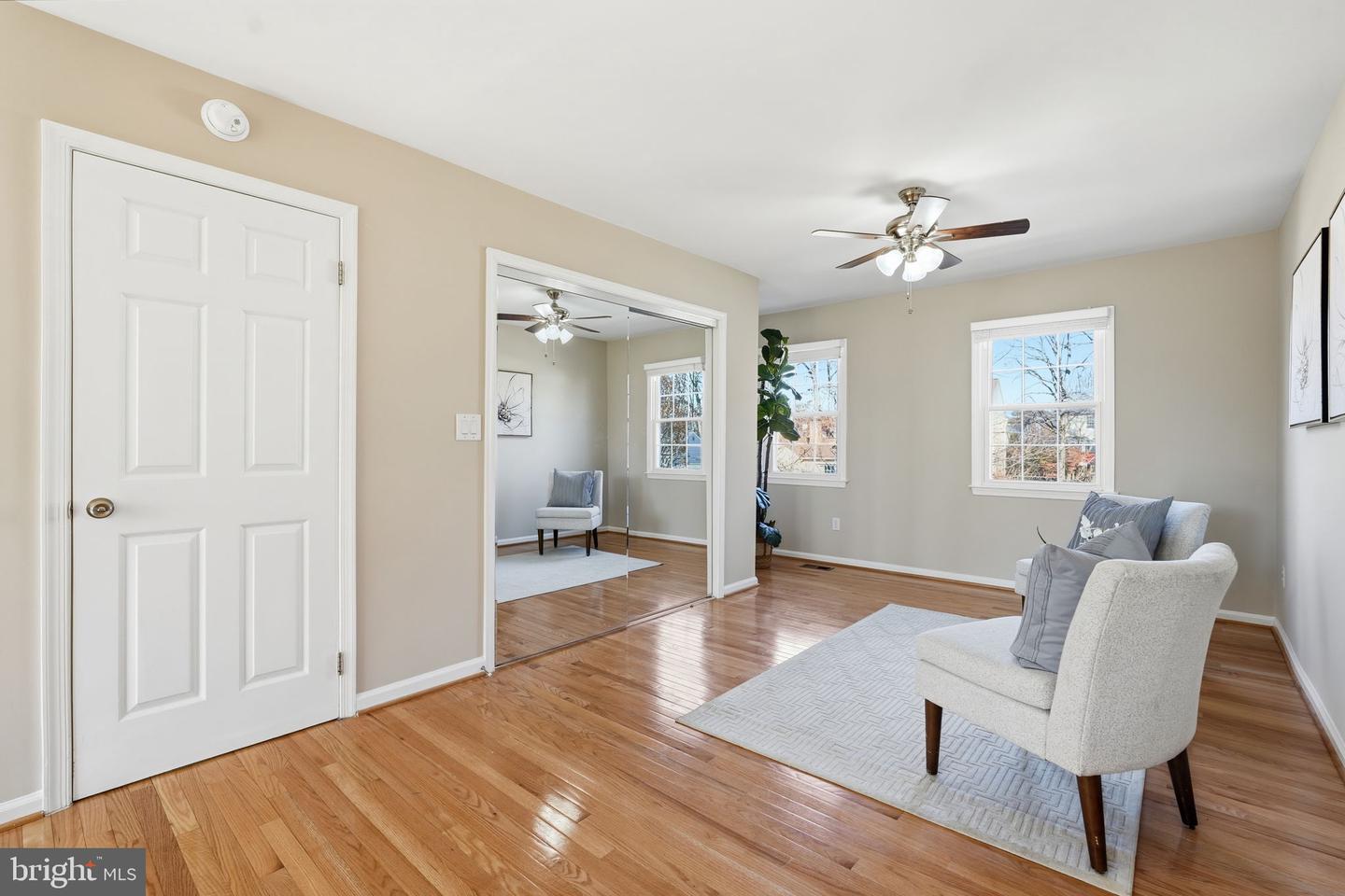 12227 OX HILL RD, FAIRFAX, Virginia 22033, 3 Bedrooms Bedrooms, ,2 BathroomsBathrooms,Residential,For sale,12227 OX HILL RD,VAFX2280014 MLS # VAFX2280014