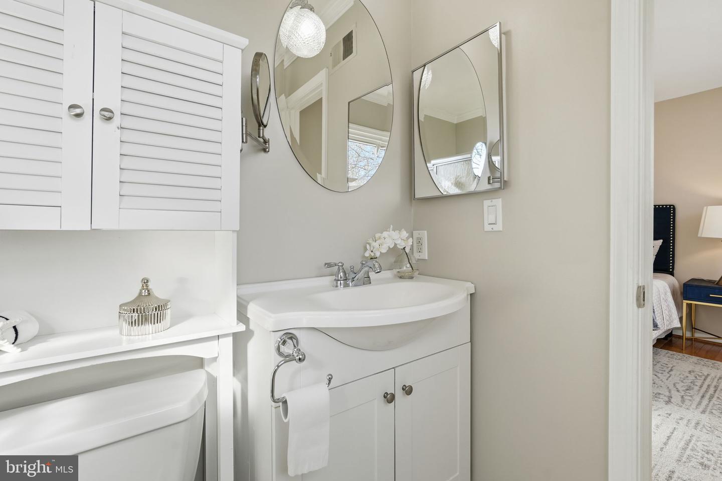 12227 OX HILL RD, FAIRFAX, Virginia 22033, 3 Bedrooms Bedrooms, ,2 BathroomsBathrooms,Residential,For sale,12227 OX HILL RD,VAFX2280014 MLS # VAFX2280014