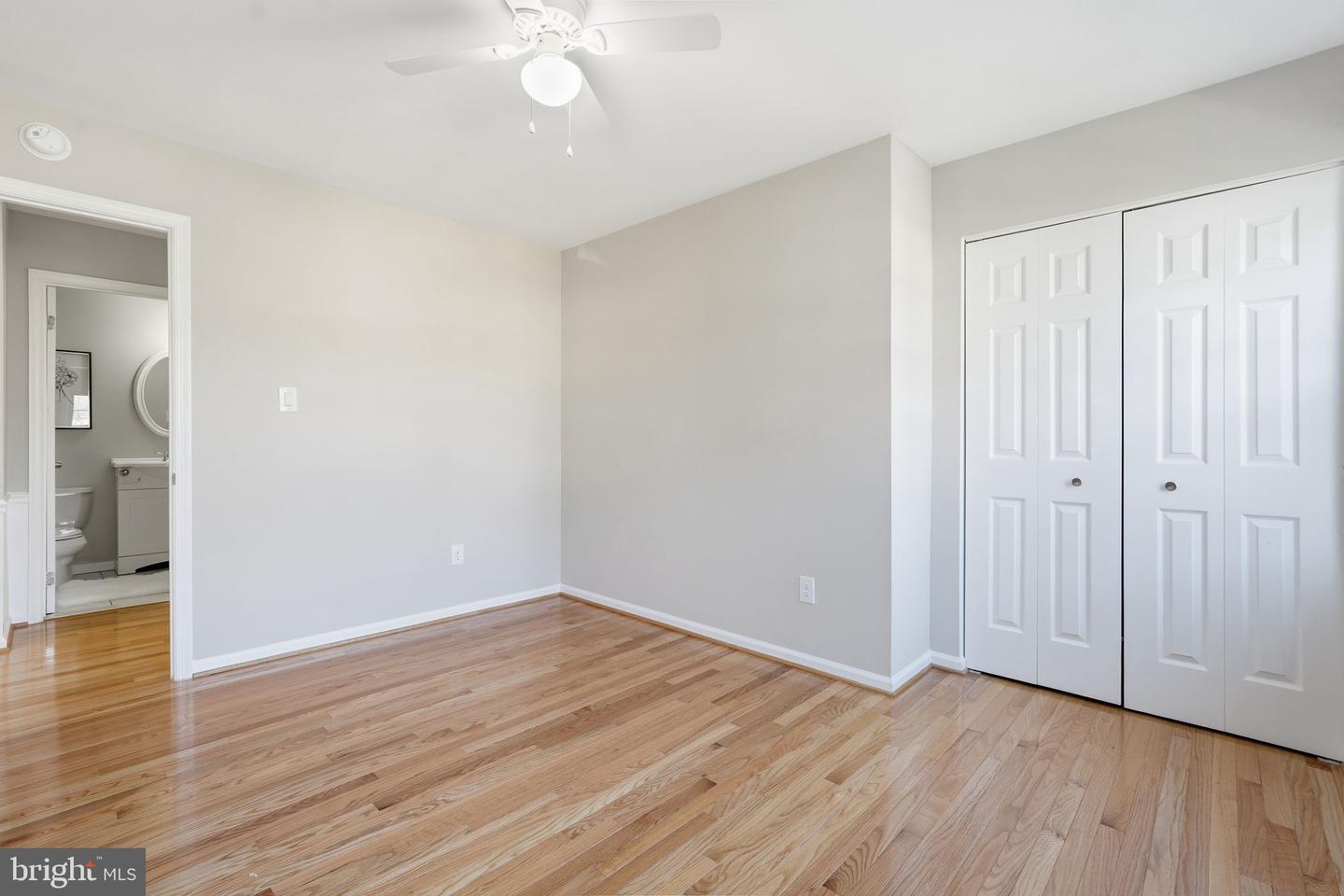 12227 OX HILL RD, FAIRFAX, Virginia 22033, 3 Bedrooms Bedrooms, ,2 BathroomsBathrooms,Residential,For sale,12227 OX HILL RD,VAFX2280014 MLS # VAFX2280014