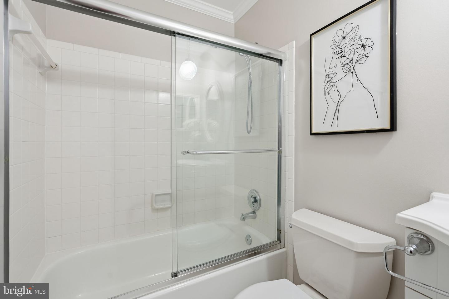 12227 OX HILL RD, FAIRFAX, Virginia 22033, 3 Bedrooms Bedrooms, ,2 BathroomsBathrooms,Residential,For sale,12227 OX HILL RD,VAFX2280014 MLS # VAFX2280014