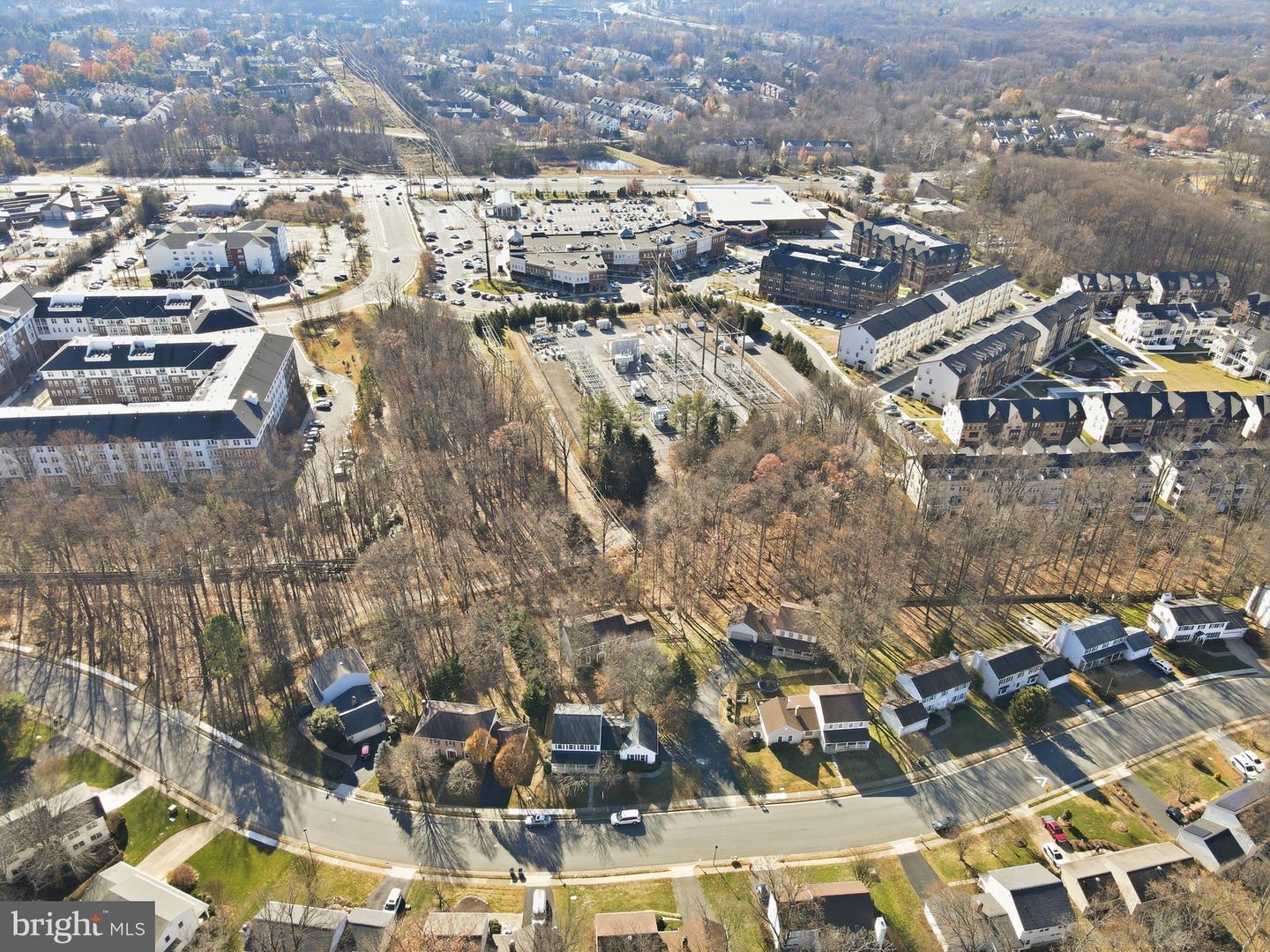 12227 OX HILL RD, FAIRFAX, Virginia 22033, 3 Bedrooms Bedrooms, ,2 BathroomsBathrooms,Residential,For sale,12227 OX HILL RD,VAFX2280014 MLS # VAFX2280014