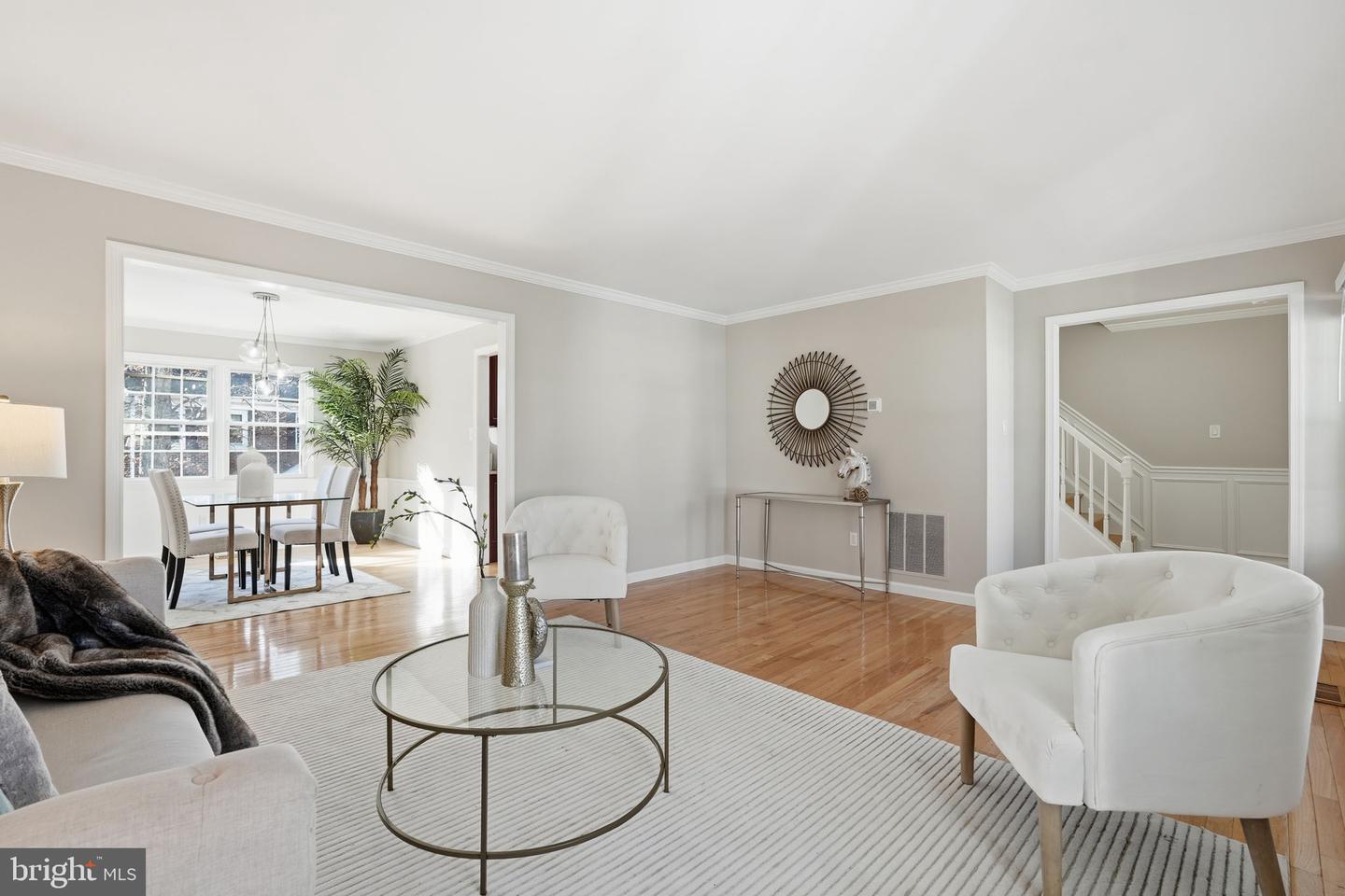 12227 OX HILL RD, FAIRFAX, Virginia 22033, 3 Bedrooms Bedrooms, ,2 BathroomsBathrooms,Residential,For sale,12227 OX HILL RD,VAFX2280014 MLS # VAFX2280014