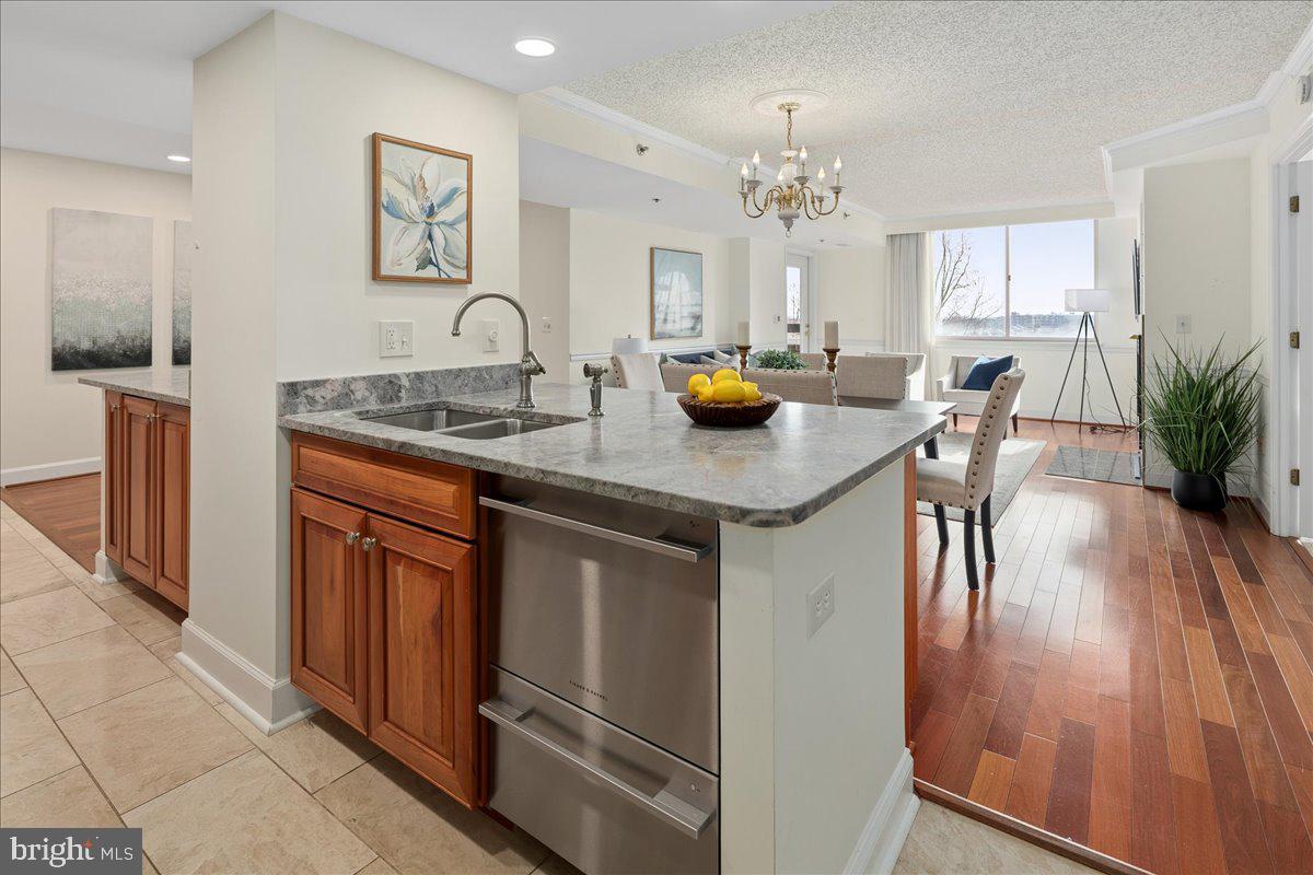 1276 N WAYNE ST #711, ARLINGTON, Virginia 22201, 2 Bedrooms Bedrooms, ,2 BathroomsBathrooms,Residential,For sale,1276 N WAYNE ST #711,VAAR2066330 MLS # VAAR2066330