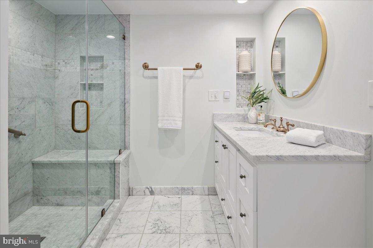 1276 N WAYNE ST #711, ARLINGTON, Virginia 22201, 2 Bedrooms Bedrooms, ,2 BathroomsBathrooms,Residential,For sale,1276 N WAYNE ST #711,VAAR2066330 MLS # VAAR2066330