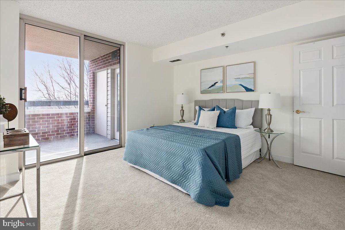 1276 N WAYNE ST #711, ARLINGTON, Virginia 22201, 2 Bedrooms Bedrooms, ,2 BathroomsBathrooms,Residential,For sale,1276 N WAYNE ST #711,VAAR2066330 MLS # VAAR2066330