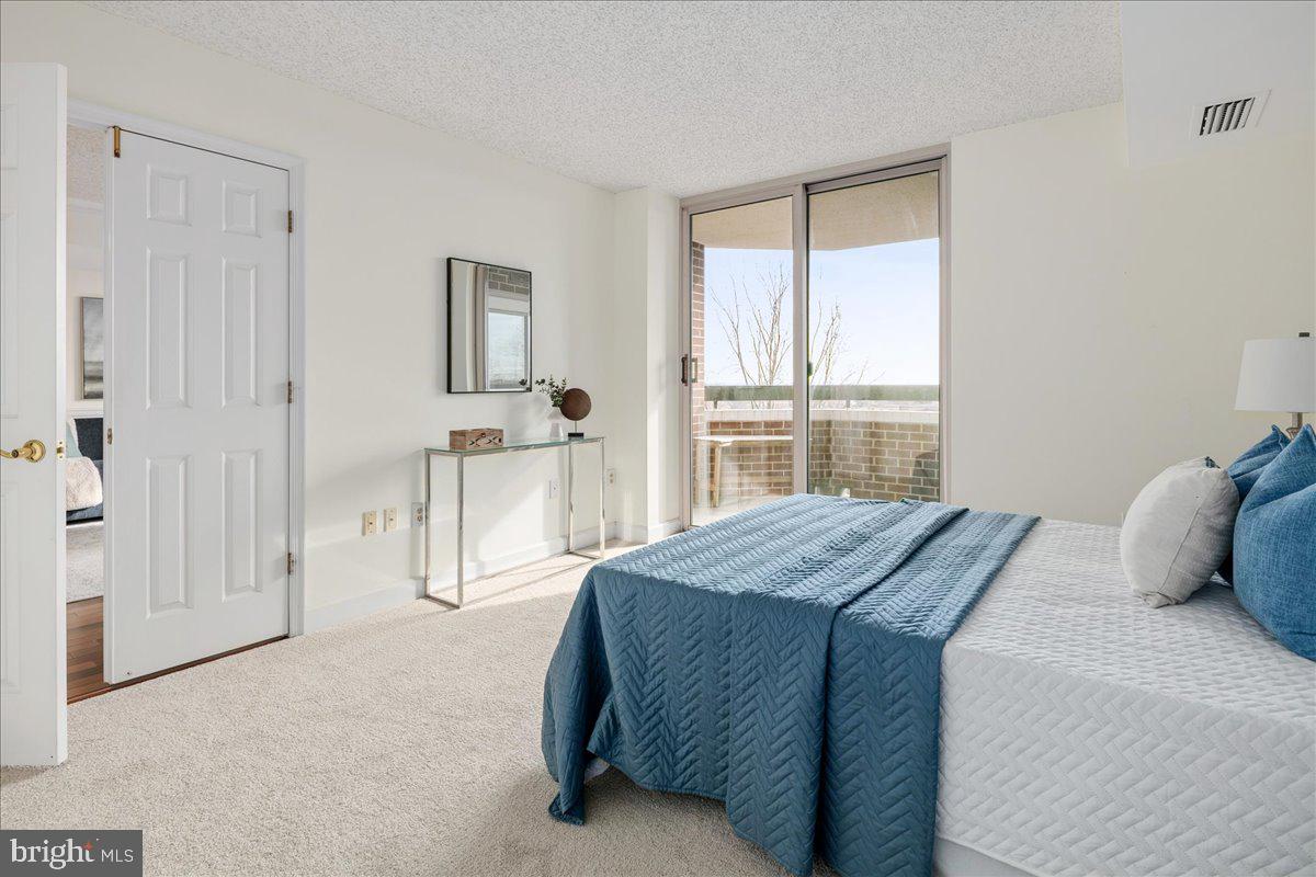 1276 N WAYNE ST #711, ARLINGTON, Virginia 22201, 2 Bedrooms Bedrooms, ,2 BathroomsBathrooms,Residential,For sale,1276 N WAYNE ST #711,VAAR2066330 MLS # VAAR2066330