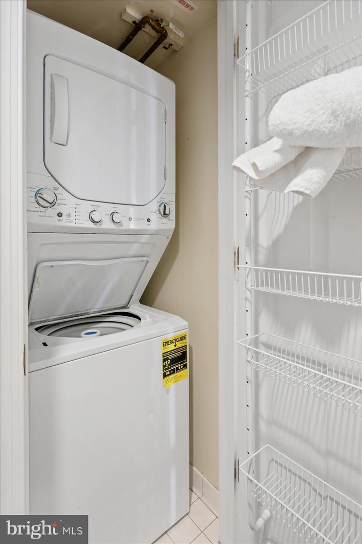 1276 N WAYNE ST #711, ARLINGTON, Virginia 22201, 2 Bedrooms Bedrooms, ,2 BathroomsBathrooms,Residential,For sale,1276 N WAYNE ST #711,VAAR2066330 MLS # VAAR2066330