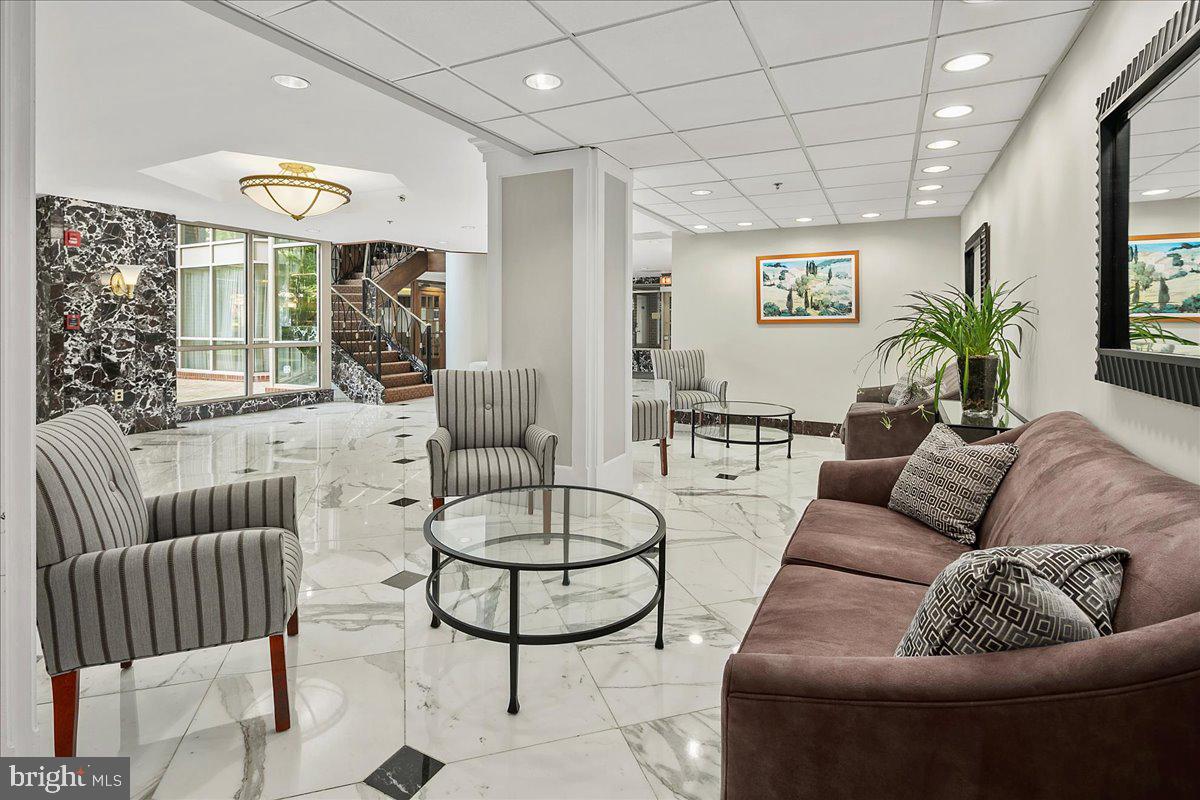 1276 N WAYNE ST #711, ARLINGTON, Virginia 22201, 2 Bedrooms Bedrooms, ,2 BathroomsBathrooms,Residential,For sale,1276 N WAYNE ST #711,VAAR2066330 MLS # VAAR2066330