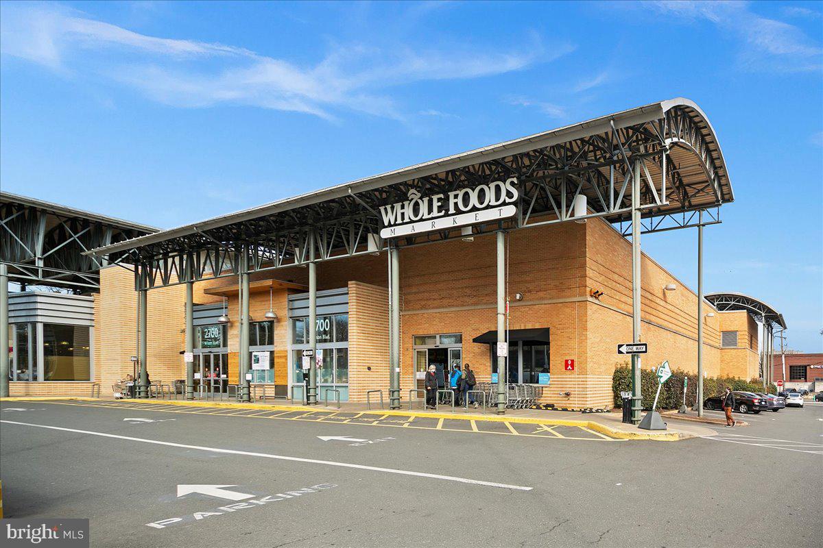 1276 N WAYNE ST #711, ARLINGTON, Virginia 22201, 2 Bedrooms Bedrooms, ,2 BathroomsBathrooms,Residential,For sale,1276 N WAYNE ST #711,VAAR2066330 MLS # VAAR2066330