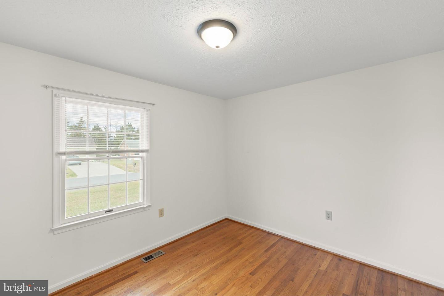 111 MEADOWVIEW CT, WINCHESTER, Virginia 22602, 3 Bedrooms Bedrooms, ,1 BathroomBathrooms,Residential,For sale,111 MEADOWVIEW CT,VAFV2038234 MLS # VAFV2038234