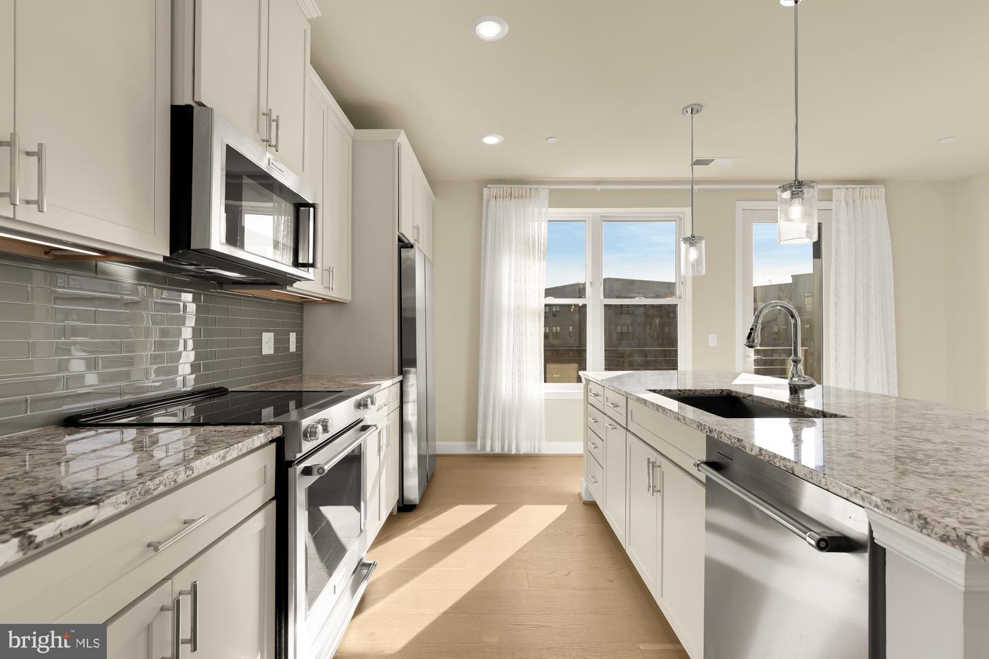 9555 SAINTSBURY DR #503, FAIRFAX, Virginia 22031, 2 Bedrooms Bedrooms, ,2 BathroomsBathrooms,Residential,For sale,9555 SAINTSBURY DR #503,VAFX2280722 MLS # VAFX2280722