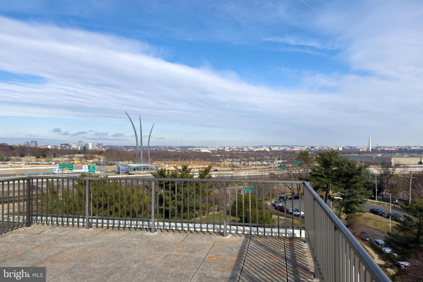 1300 ARMY NAVY DR #124, ARLINGTON, Virginia 22202, 1 Bedroom Bedrooms, ,1 BathroomBathrooms,Residential,For sale,1300 ARMY NAVY DR #124,VAAR2066486 MLS # VAAR2066486