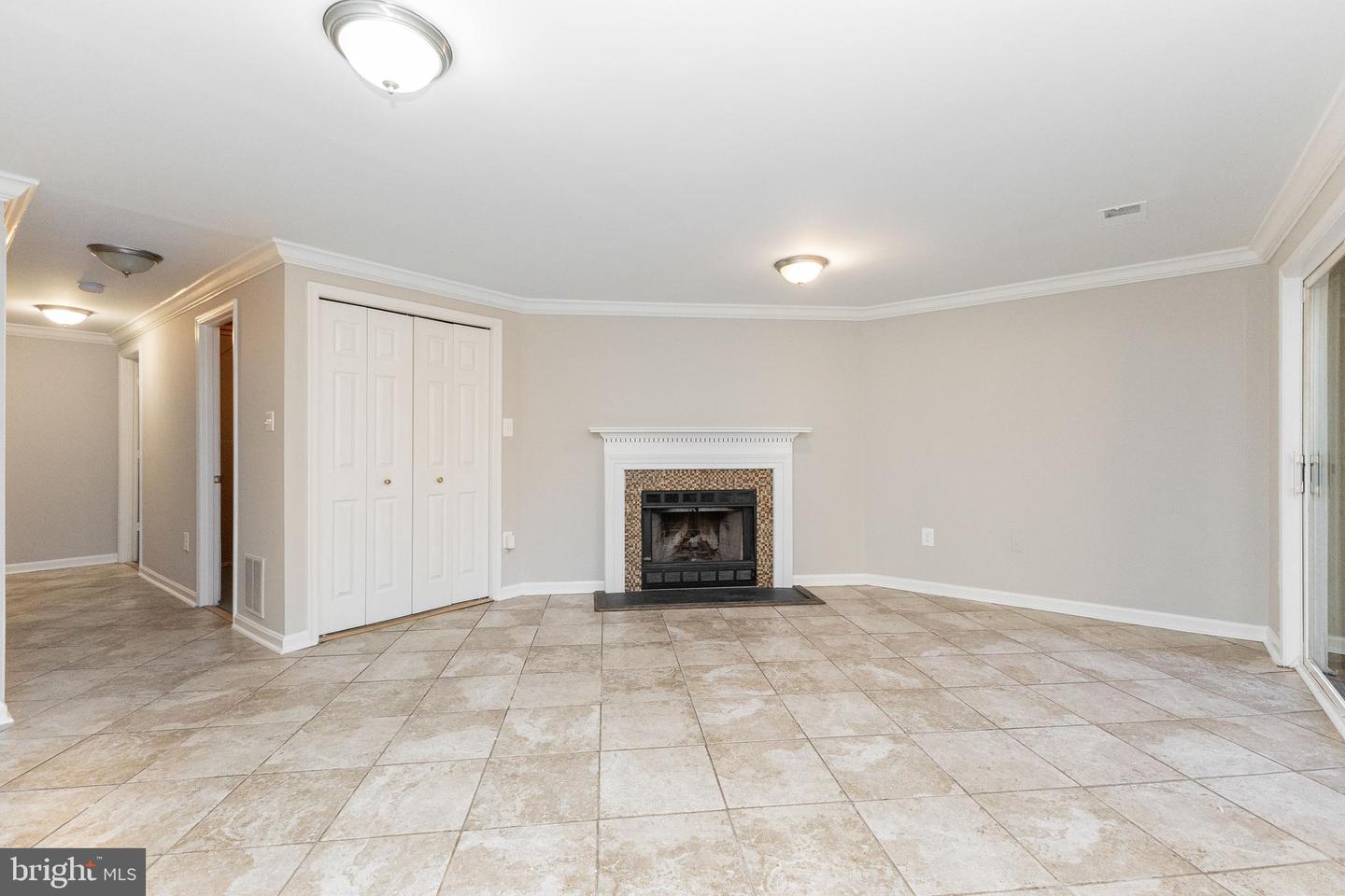 4216 KENTON CIR, DUMFRIES, Virginia 22025, 3 Bedrooms Bedrooms, ,2 BathroomsBathrooms,Residential,For sale,4216 KENTON CIR,VAPW2108468 MLS # VAPW2108468