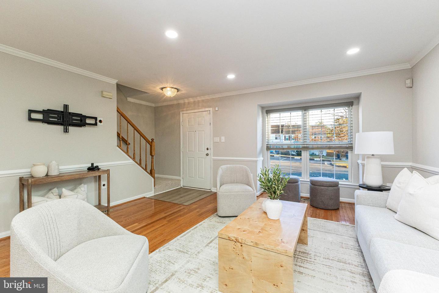 4216 KENTON CIR, DUMFRIES, Virginia 22025, 3 Bedrooms Bedrooms, ,2 BathroomsBathrooms,Residential,For sale,4216 KENTON CIR,VAPW2108468 MLS # VAPW2108468