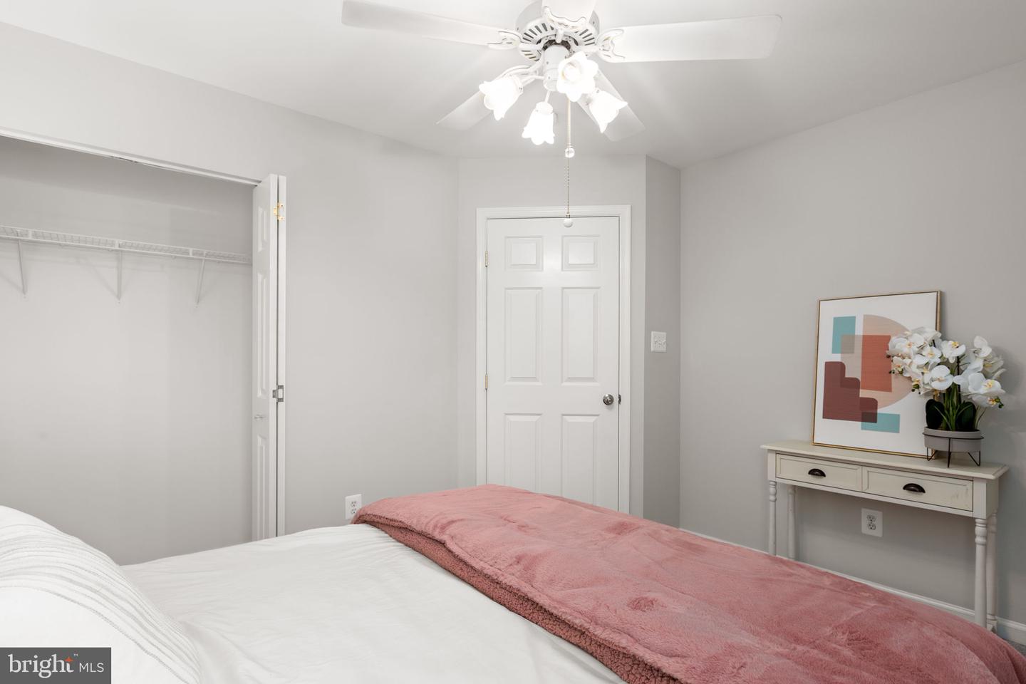 6902 S DEWEY CT, FREDERICKSBURG, Virginia 22407, 3 Bedrooms Bedrooms, ,3 BathroomsBathrooms,Residential,For sale,6902 S DEWEY CT,VASP2037882 MLS # VASP2037882