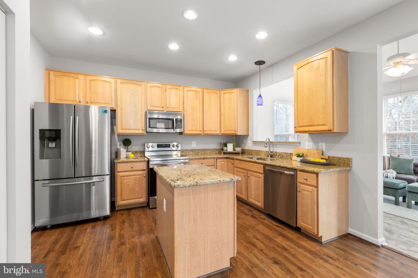 6902 S DEWEY CT, FREDERICKSBURG, Virginia 22407, 3 Bedrooms Bedrooms, ,3 BathroomsBathrooms,Residential,For sale,6902 S DEWEY CT,VASP2037882 MLS # VASP2037882