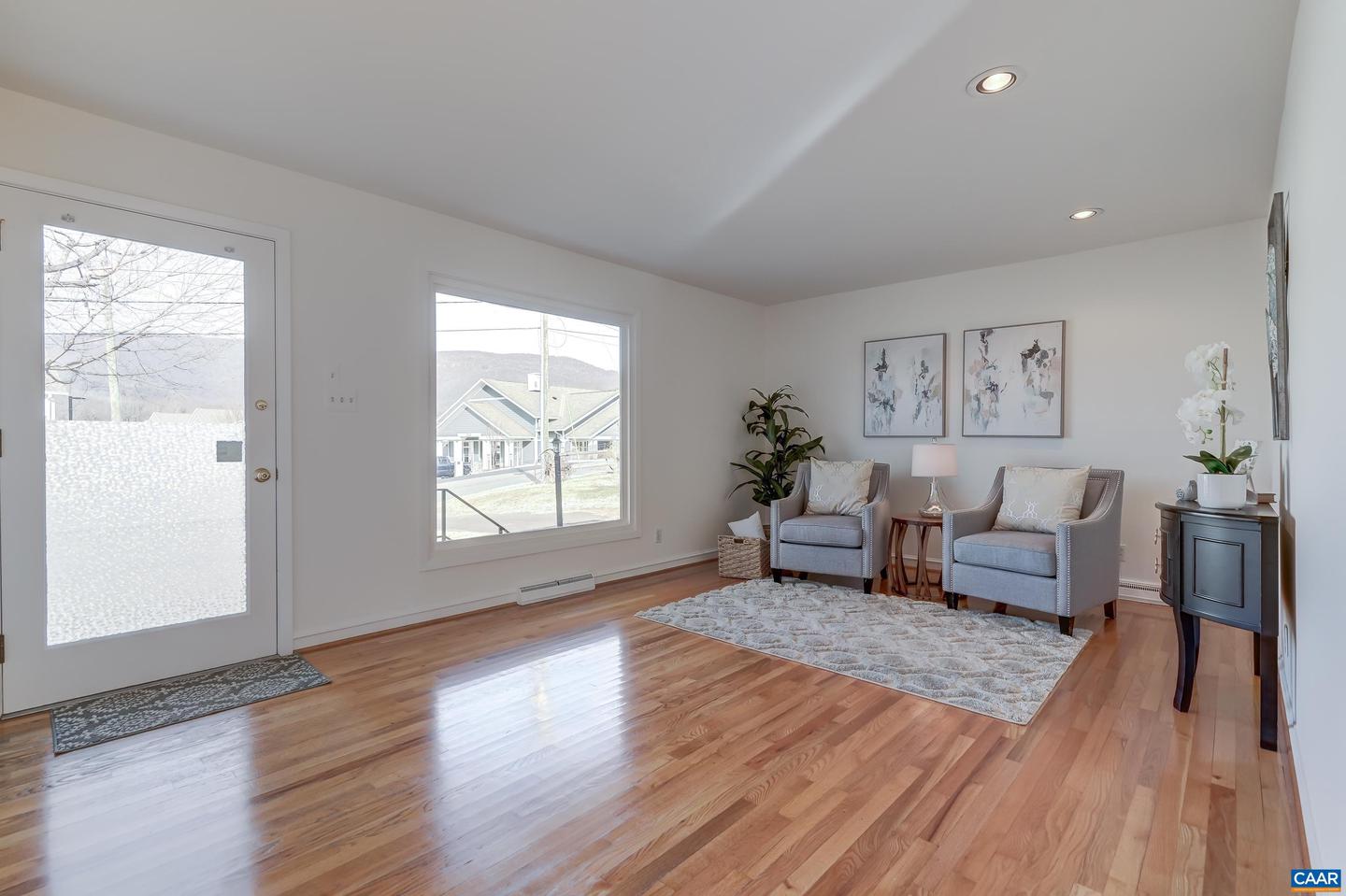 1179 BLUE RIDGE AVE, CROZET, Virginia 22932, 3 Bedrooms Bedrooms, ,1 BathroomBathrooms,Residential,For sale,1179 BLUE RIDGE AVE,671551 MLS # 671551