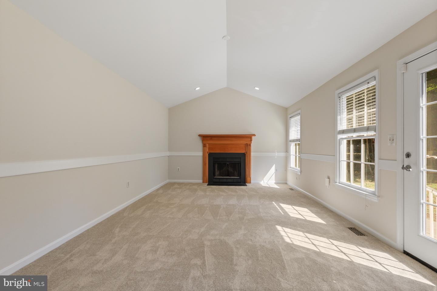 11705 NEW BOND ST, FREDERICKSBURG, Virginia 22408, 4 Bedrooms Bedrooms, ,3 BathroomsBathrooms,Residential,For sale,11705 NEW BOND ST,VASP2037900 MLS # VASP2037900