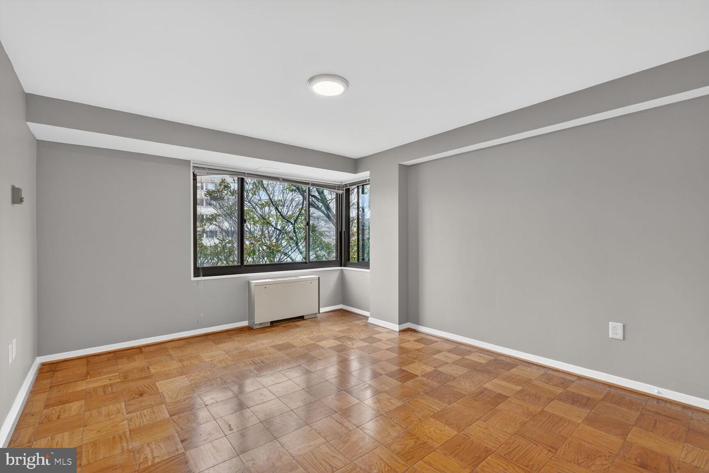 5410 CONNECTICUT AVE NW #505, WASHINGTON, District Of Columbia 20015, 2 Bedrooms Bedrooms, ,2 BathroomsBathrooms,Residential,For sale,5410 CONNECTICUT AVE NW #505,DCDC2233508 MLS # DCDC2233508