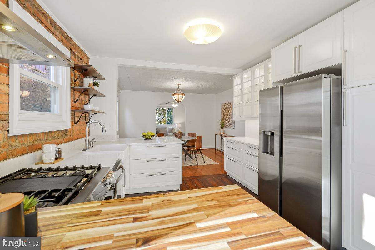 3123 18TH ST NE, WASHINGTON, District Of Columbia 20018, 3 Bedrooms Bedrooms, ,2 BathroomsBathrooms,Residential,For sale,3123 18TH ST NE,DCDC2233266 MLS # DCDC2233266