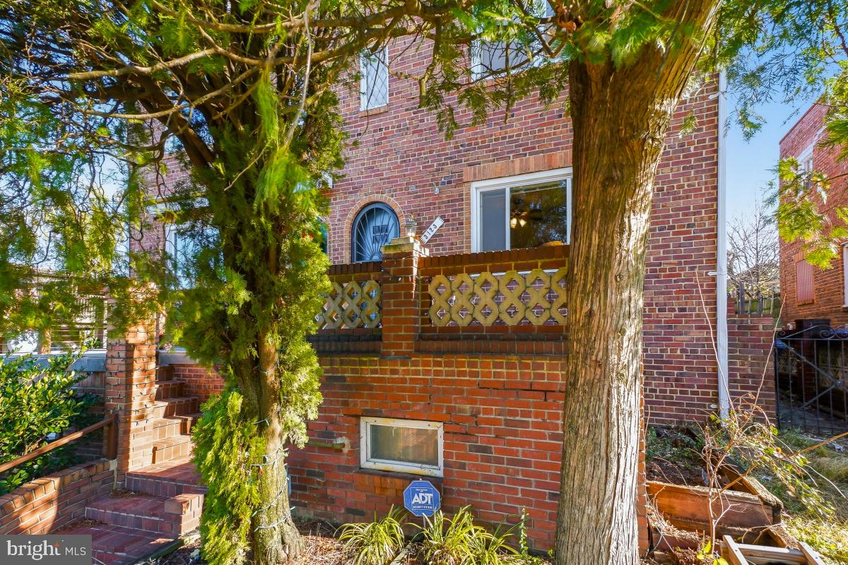 3123 18TH ST NE, WASHINGTON, District Of Columbia 20018, 3 Bedrooms Bedrooms, ,2 BathroomsBathrooms,Residential,For sale,3123 18TH ST NE,DCDC2233266 MLS # DCDC2233266