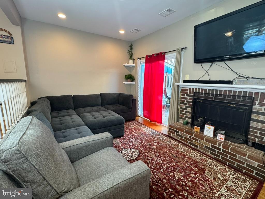 9988 CONFEDERATE TRL, MANASSAS, Virginia 20110, 3 Bedrooms Bedrooms, ,2 BathroomsBathrooms,Residential,For sale,9988 CONFEDERATE TRL,VAMN2009754 MLS # VAMN2009754