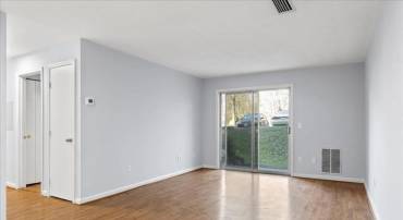 14903 RYDELL RD #104, CENTREVILLE, Virginia 20121, 1 Bedroom Bedrooms, ,1 BathroomBathrooms,Residential,For sale,14903 RYDELL RD #104,VAFX2280932 MLS # VAFX2280932