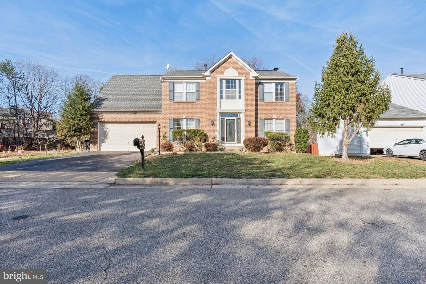 13044 LUPINE TURN, WOODBRIDGE, Virginia 22192, 4 Bedrooms Bedrooms, ,3 BathroomsBathrooms,Residential,For sale,13044 LUPINE TURN,VAPW2108516 MLS # VAPW2108516