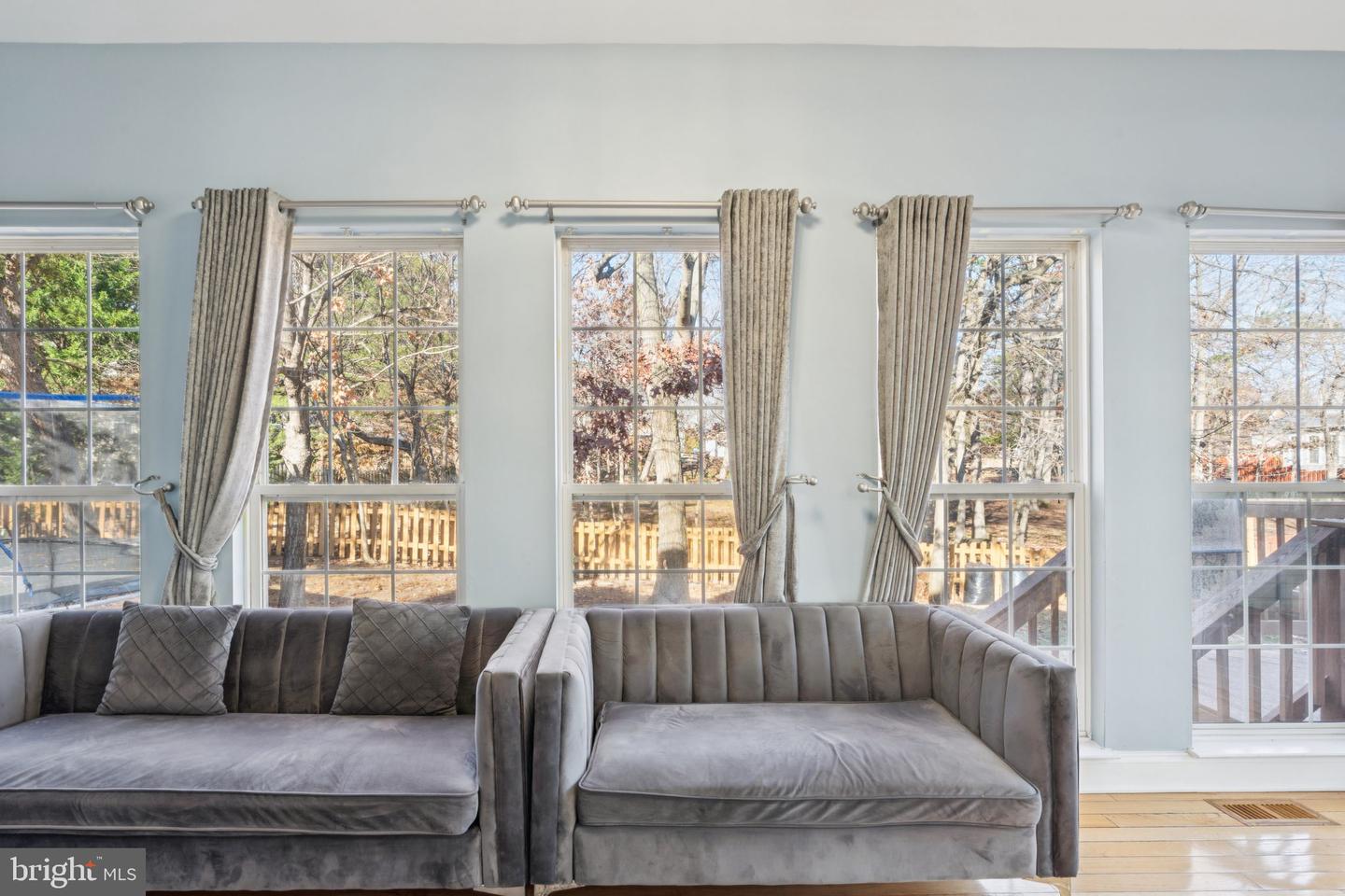 13044 LUPINE TURN, WOODBRIDGE, Virginia 22192, 4 Bedrooms Bedrooms, ,3 BathroomsBathrooms,Residential,For sale,13044 LUPINE TURN,VAPW2108516 MLS # VAPW2108516