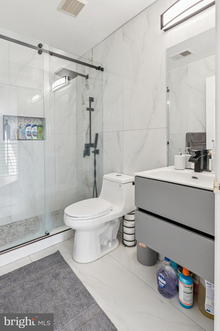 13044 LUPINE TURN, WOODBRIDGE, Virginia 22192, 4 Bedrooms Bedrooms, ,3 BathroomsBathrooms,Residential,For sale,13044 LUPINE TURN,VAPW2108516 MLS # VAPW2108516