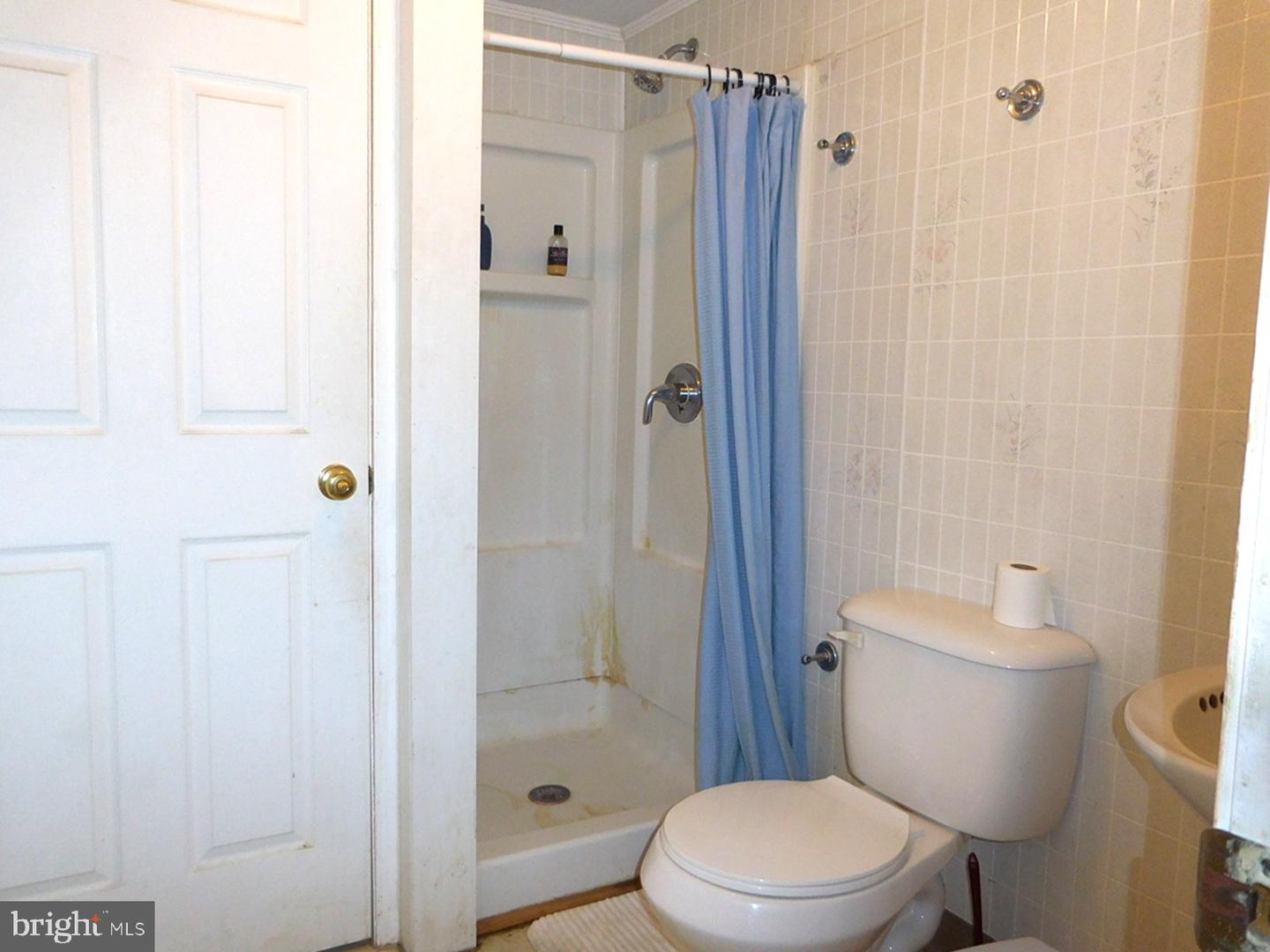 106 WOODTOP CT, STEPHENS CITY, Virginia 22655, 4 Bedrooms Bedrooms, ,2 BathroomsBathrooms,Residential,For sale,106 WOODTOP CT,VAFV2038296 MLS # VAFV2038296