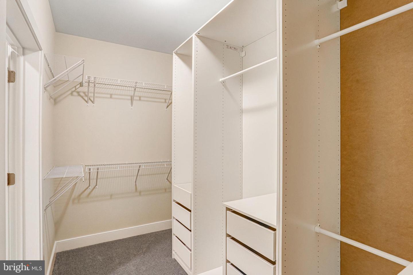 9523 BASTILLE ST #207, FAIRFAX, Virginia 22031, 2 Bedrooms Bedrooms, ,2 BathroomsBathrooms,Residential,For sale,9523 BASTILLE ST #207,VAFX2281368 MLS # VAFX2281368 9523 BASTILLE ST #207, FAIRFAX, Virginia 22031, 2 Bedrooms Bedrooms, ,2 BathroomsBathrooms,Residential,For sale,9523 BASTILLE ST #207,VAFX2281368 MLS # VAFX2281368