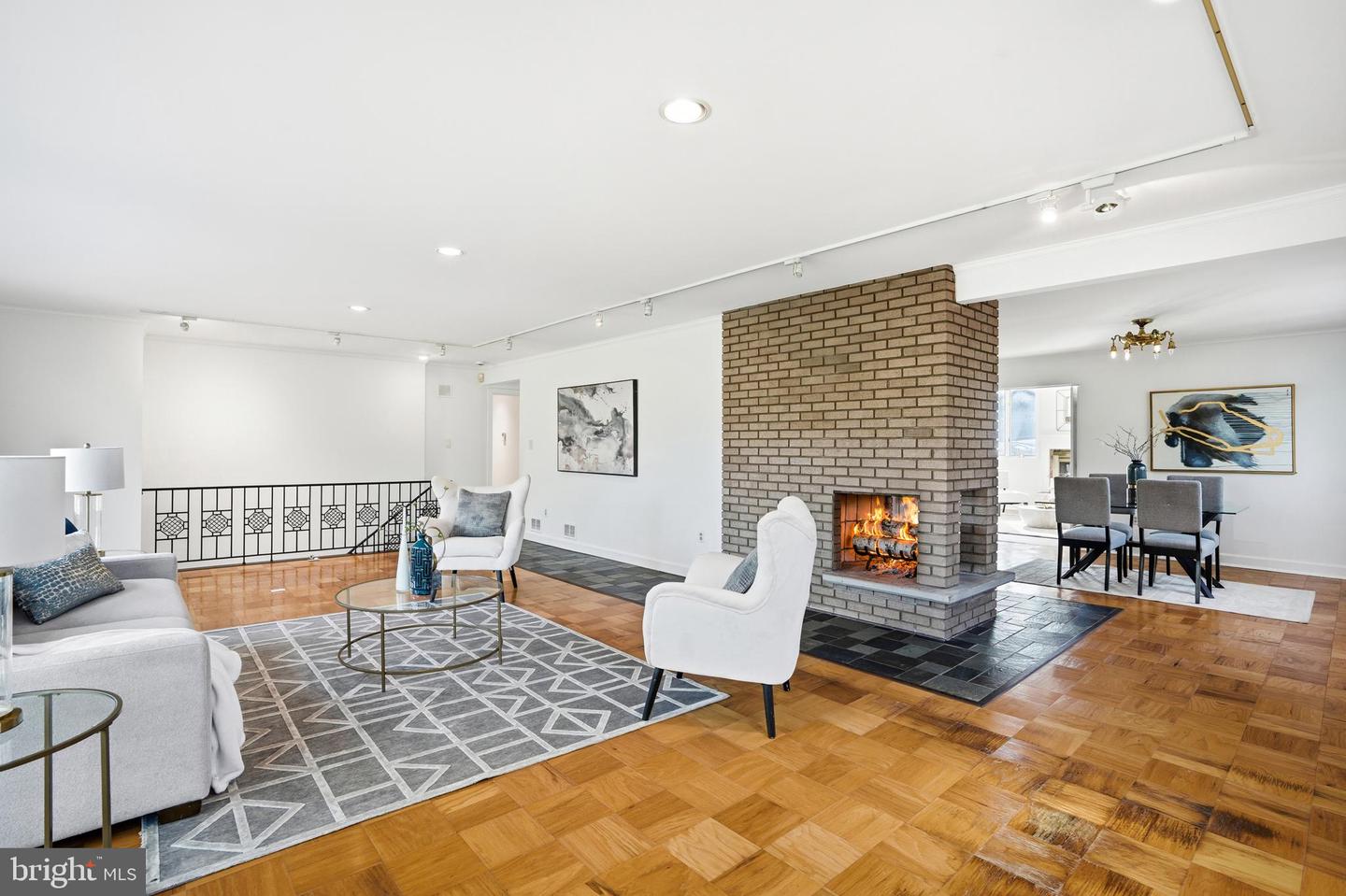 2745 N RADFORD ST, ARLINGTON, Virginia 22207, 6 Bedrooms Bedrooms, ,6 BathroomsBathrooms,Residential,For sale,2745 N RADFORD ST,VAAR2066586 MLS # VAAR2066586