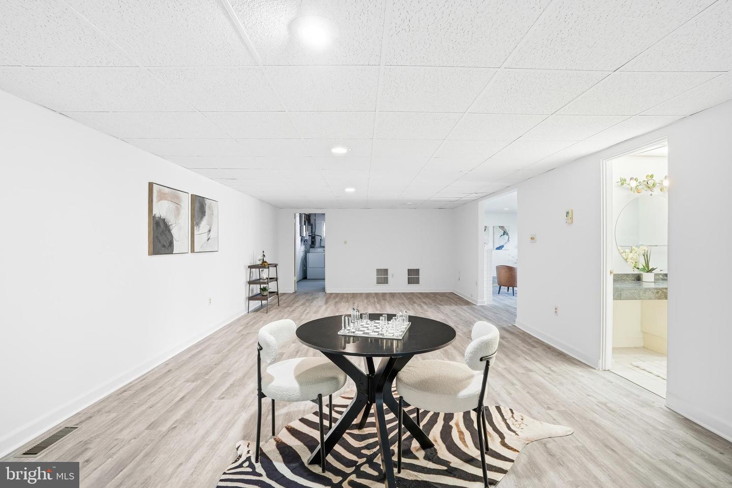 2745 N RADFORD ST, ARLINGTON, Virginia 22207, 6 Bedrooms Bedrooms, ,6 BathroomsBathrooms,Residential,For sale,2745 N RADFORD ST,VAAR2066586 MLS # VAAR2066586