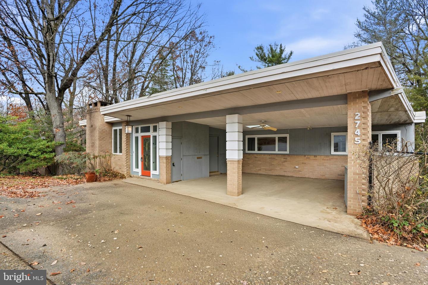 2745 N RADFORD ST, ARLINGTON, Virginia 22207, 6 Bedrooms Bedrooms, ,6 BathroomsBathrooms,Residential,For sale,2745 N RADFORD ST,VAAR2066586 MLS # VAAR2066586