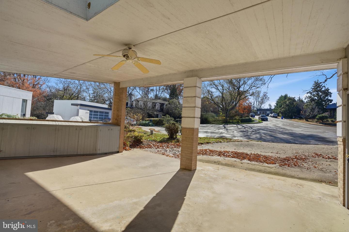 2745 N RADFORD ST, ARLINGTON, Virginia 22207, 6 Bedrooms Bedrooms, ,6 BathroomsBathrooms,Residential,For sale,2745 N RADFORD ST,VAAR2066586 MLS # VAAR2066586