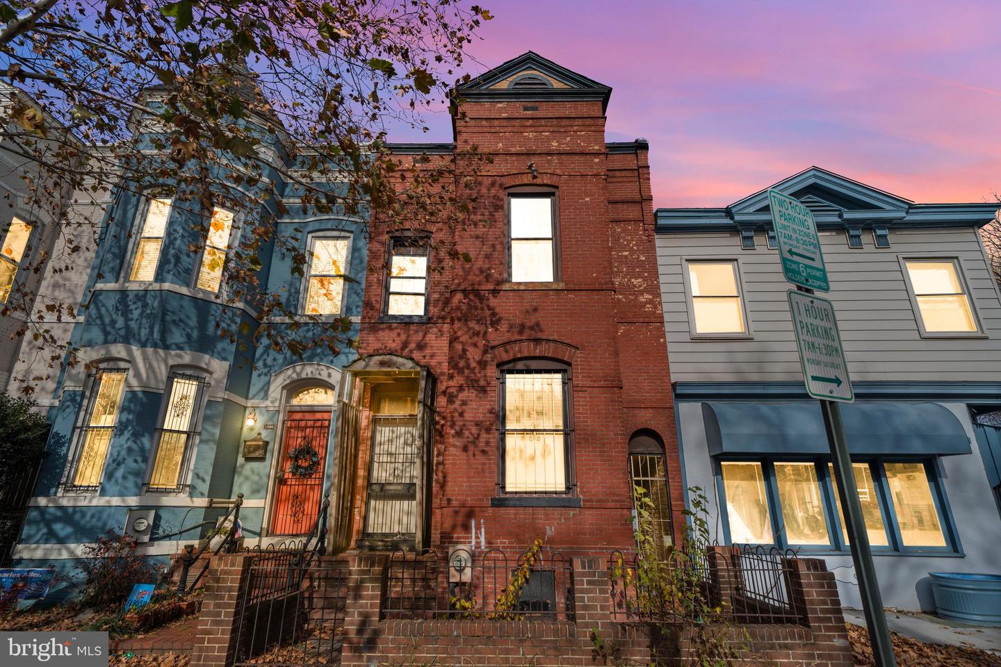 1362 E ST SE, WASHINGTON, District Of Columbia 20003, ,Residential,For sale,1362 E ST SE,DCDC2233756 MLS # DCDC2233756 1362 E ST SE, WASHINGTON, District Of Columbia 20003, ,Residential,For sale,1362 E ST SE,DCDC2233756 MLS # DCDC2233756