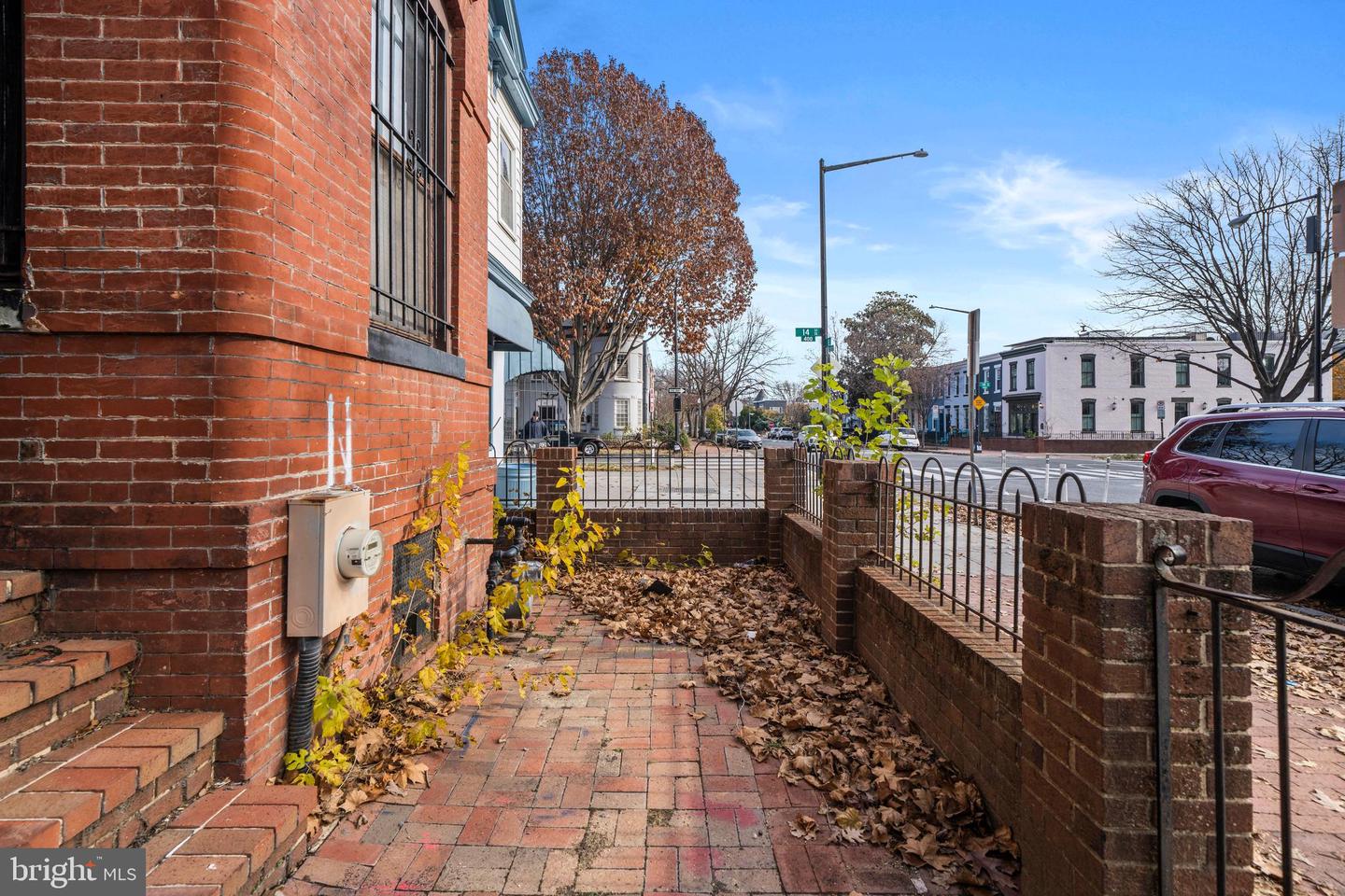 1362 E ST SE, WASHINGTON, District Of Columbia 20003, ,Residential,For sale,1362 E ST SE,DCDC2233756 MLS # DCDC2233756 1362 E ST SE, WASHINGTON, District Of Columbia 20003, ,Residential,For sale,1362 E ST SE,DCDC2233756 MLS # DCDC2233756