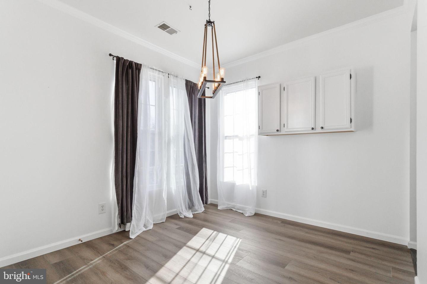 20419 RIVERBEND SQ #200, STERLING, Virginia 20165, 2 Bedrooms Bedrooms, 4 Rooms Rooms,2 BathroomsBathrooms,Residential,For sale,20419 RIVERBEND SQ #200,VALO2111958 MLS # VALO2111958 20419 RIVERBEND SQ #200, STERLING, Virginia 20165, 2 Bedrooms Bedrooms, 4 Rooms Rooms,2 BathroomsBathrooms,Residential,For sale,20419 RIVERBEND SQ #200,VALO2111958 MLS # VALO2111958